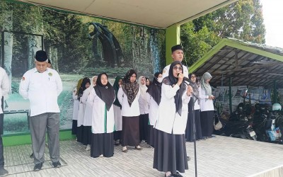 Kiat kiat Kunci Keberhasilan,Pesan Pembina pada Upacara Bendera MAN 1 HST